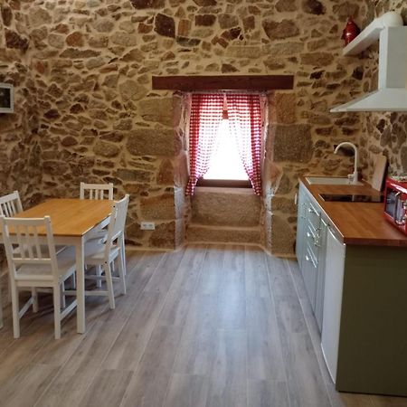 Apartamentos Muralla Sacra Sober ภายนอก รูปภาพ