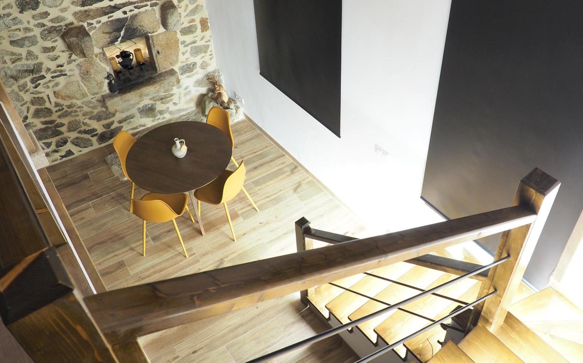 Apartamentos Muralla Sacra Sober ภายนอก รูปภาพ