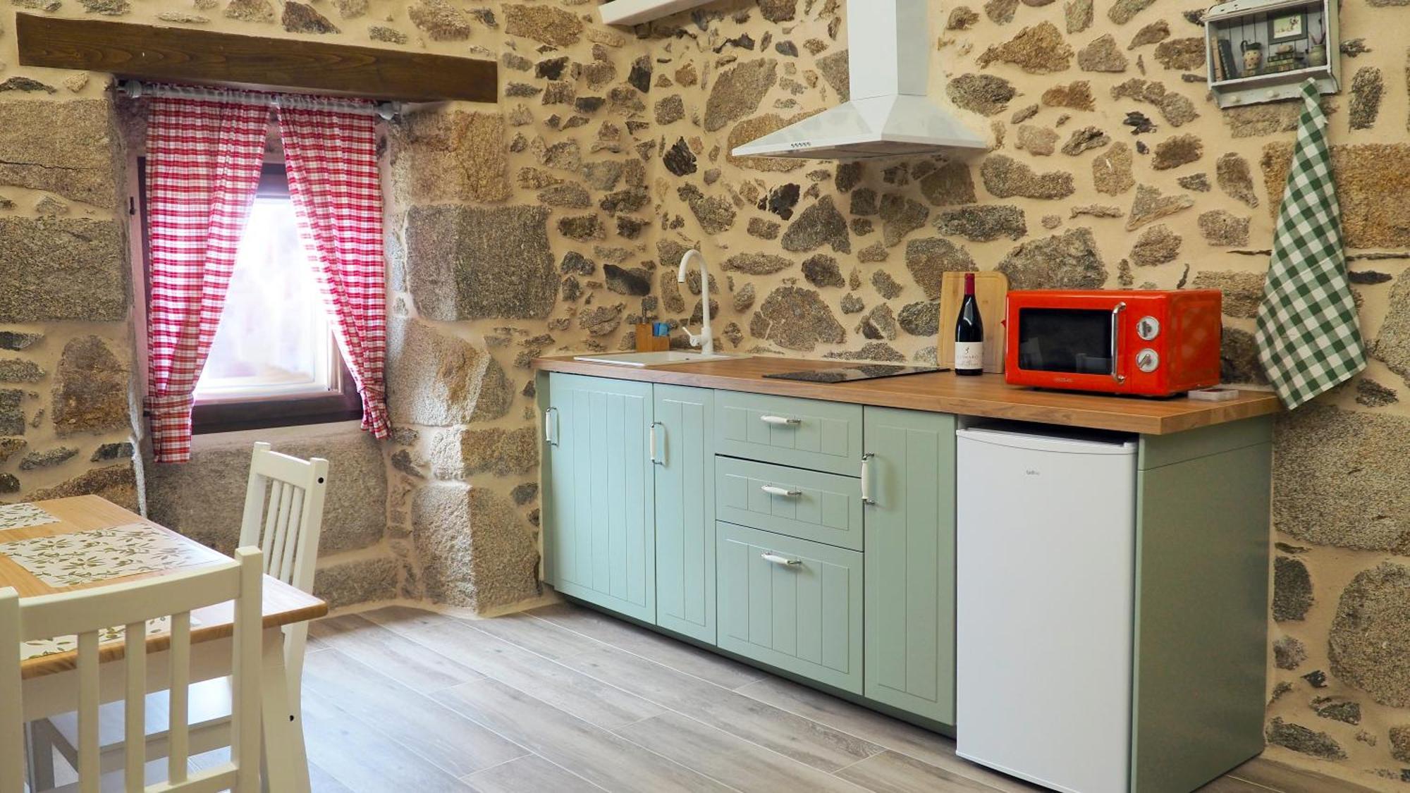 Apartamentos Muralla Sacra Sober ภายนอก รูปภาพ
