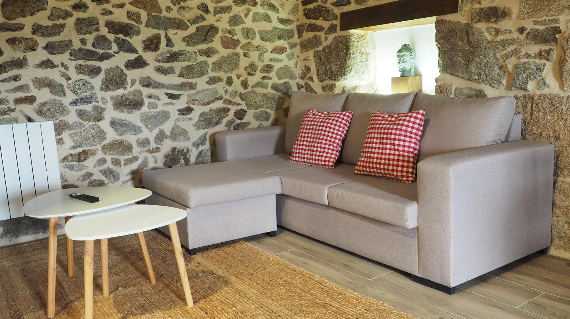 Apartamentos Muralla Sacra Sober ภายนอก รูปภาพ