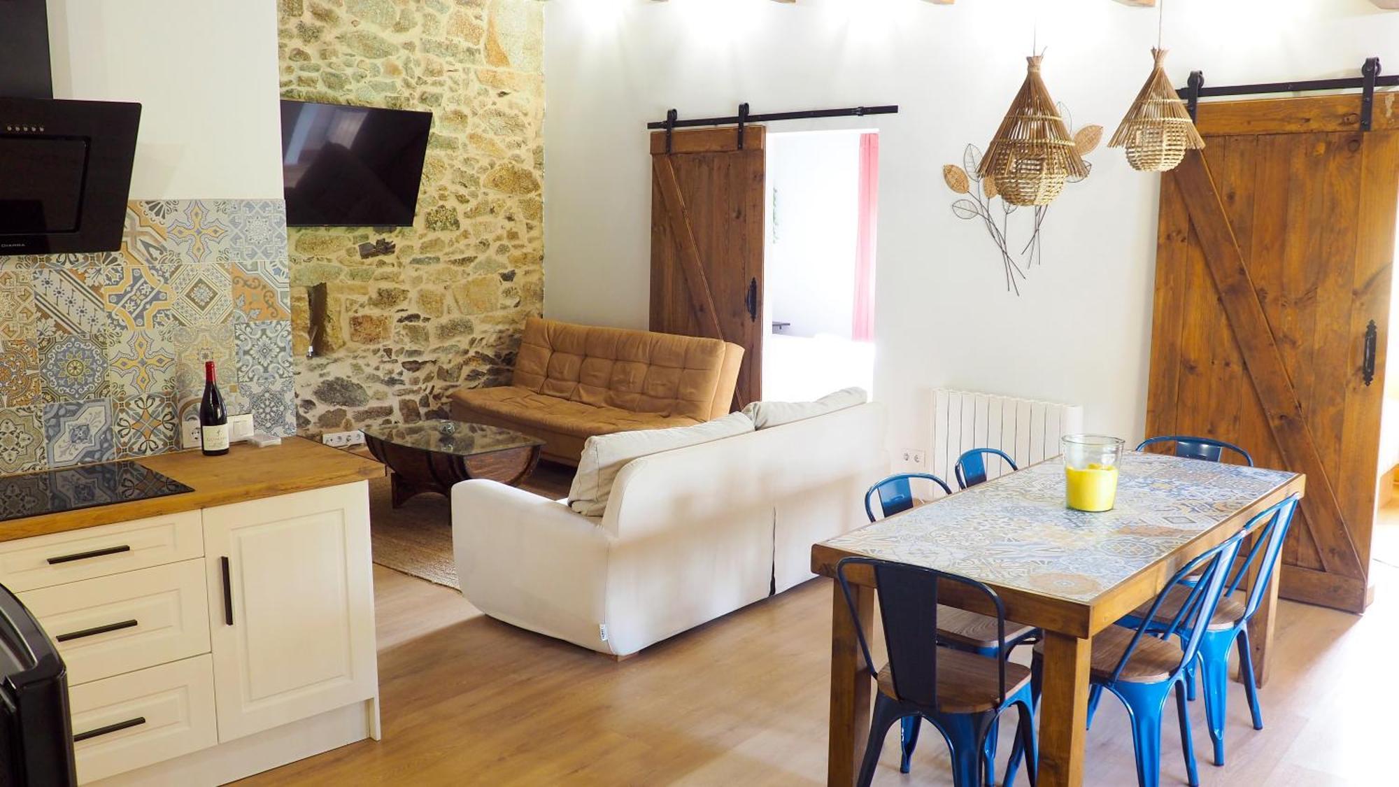 Apartamentos Muralla Sacra Sober ภายนอก รูปภาพ