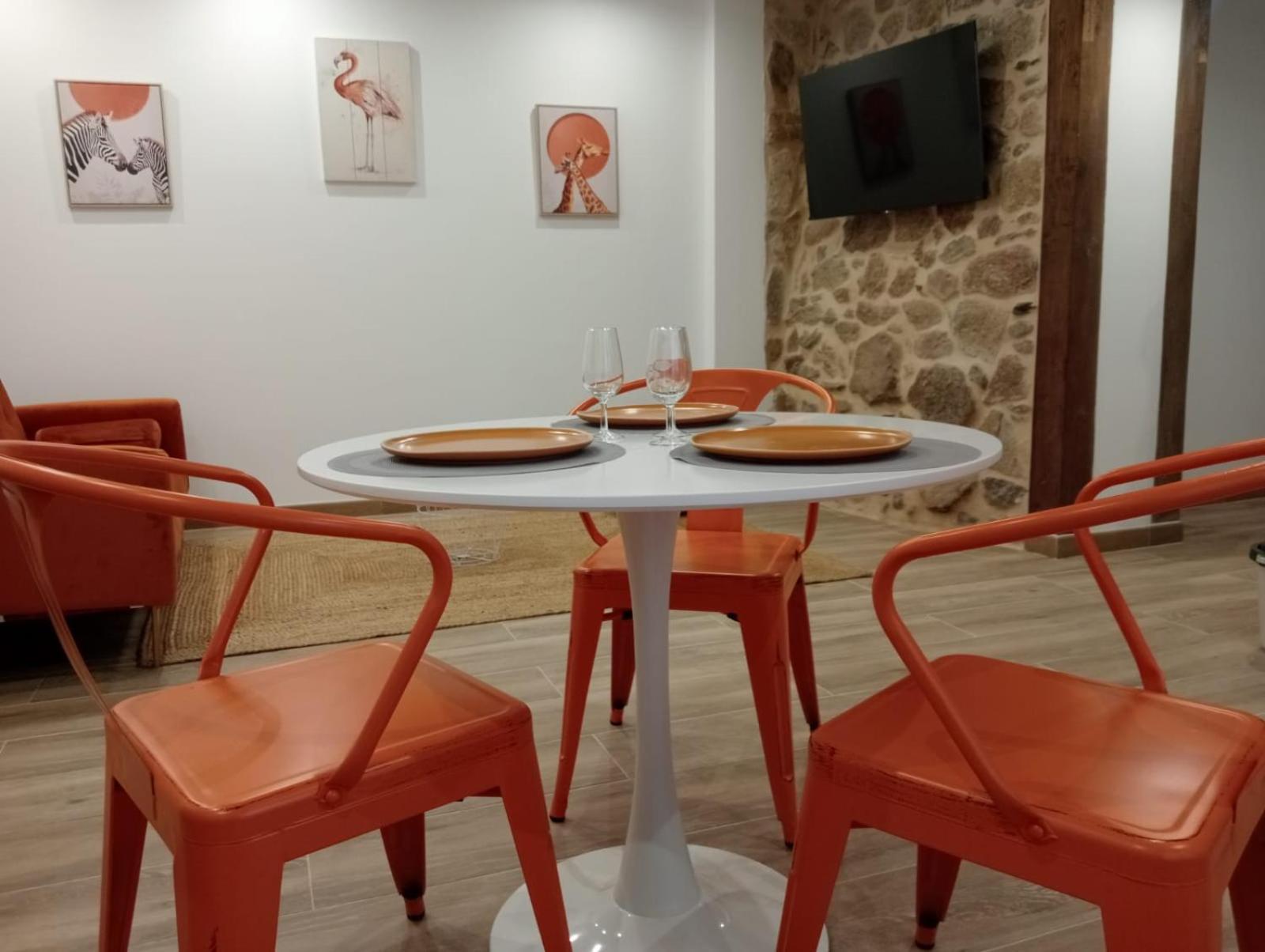Apartamentos Muralla Sacra Sober ภายนอก รูปภาพ