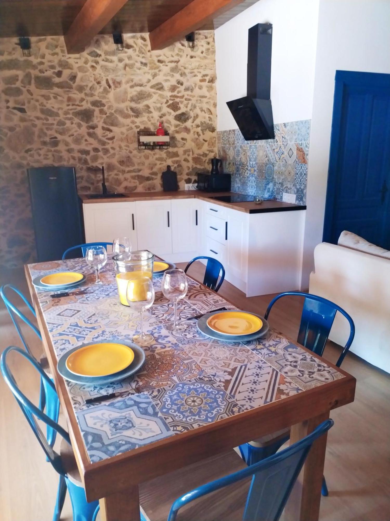 Apartamentos Muralla Sacra Sober ภายนอก รูปภาพ